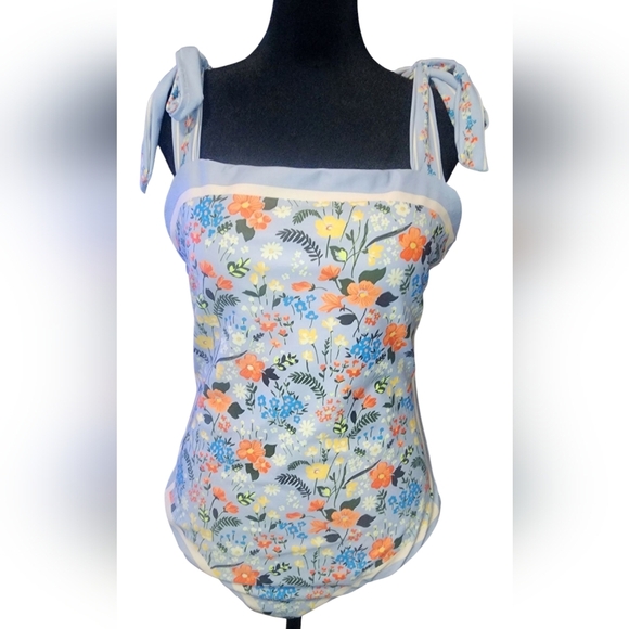 Ropjoanna Reversible Onepiece Swimsuit, Womens Large? - Picture 3 of 11